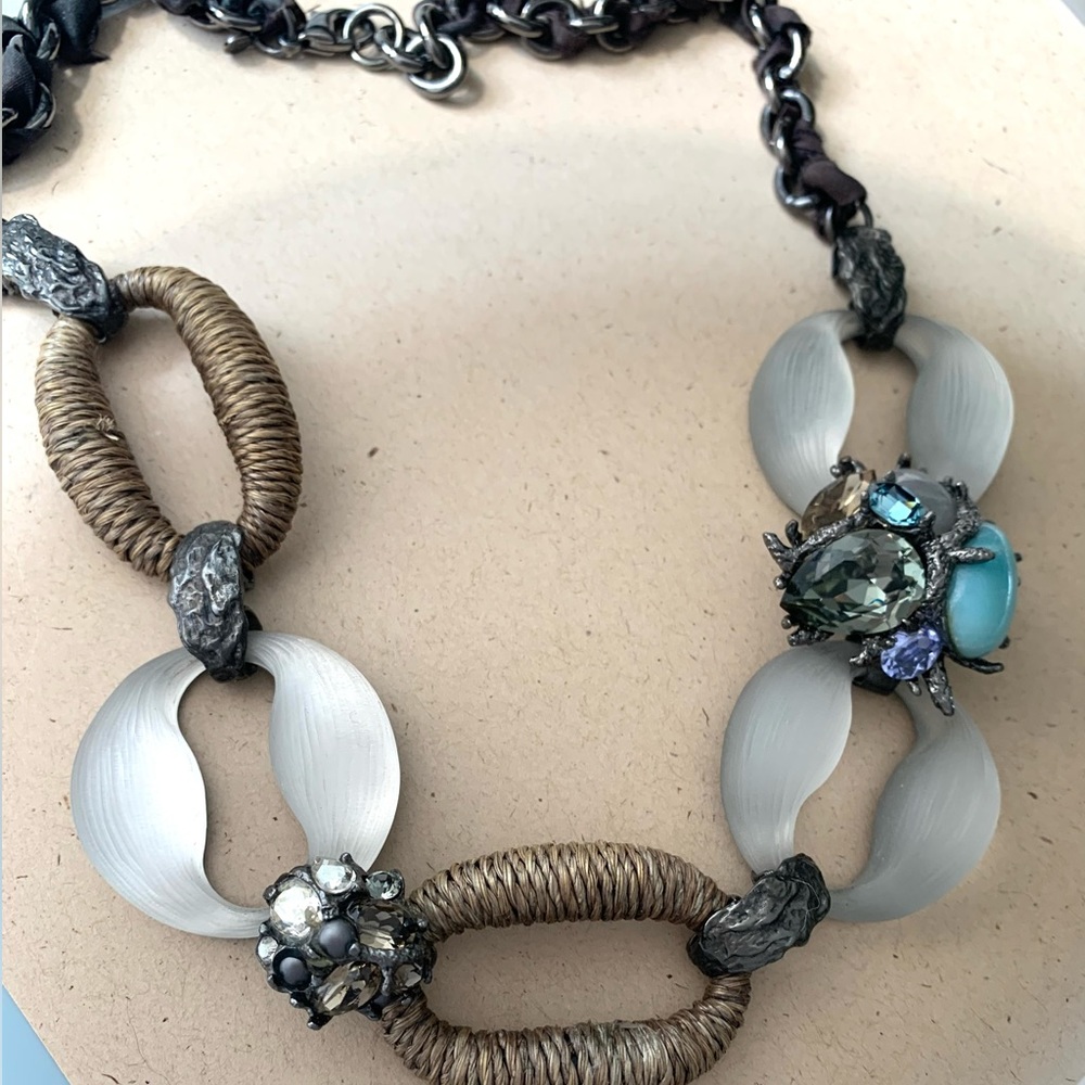 ALEXIS BITTAR • Rare Vintage Mixed Media Lucite Hemp Gemstone Crystal  Necklace - Picture 8 of 15